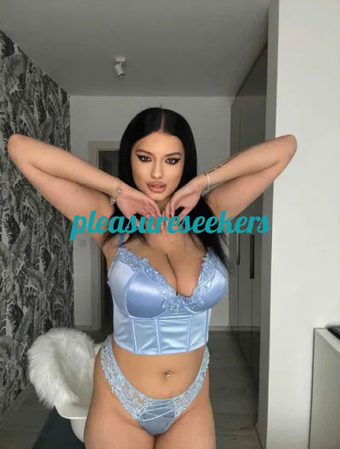 {@$pp->phone.' '.@$pp->name.'-Escort '.@$pp->city->name.' -Surrender to Pleasure'}}