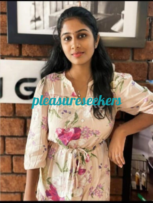 {@$pp->phone.' '.@$pp->name.'-Escort '.@$pp->city->name.' -Surrender to Pleasure'}}