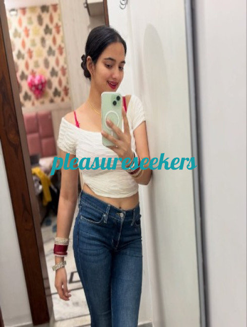 {@$pp->phone.' '.@$pp->name.'-Escort '.@$pp->city->name.' -Surrender to Pleasure'}}