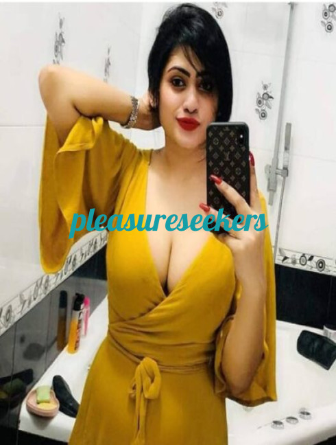 {@$pp->phone.' '.@$pp->name.'-Escort '.@$pp->city->name.' -Surrender to Pleasure'}}