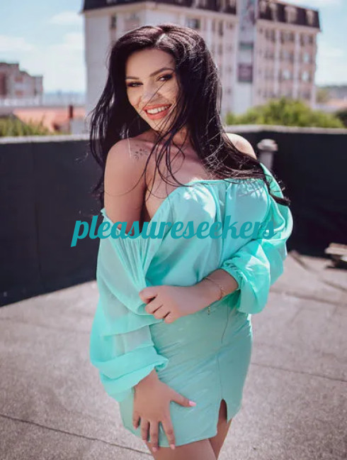 {@$pp->phone.' '.@$pp->name.'-Escort '.@$pp->city->name.' -Surrender to Pleasure'}}