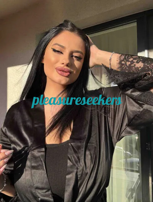 {@$pp->phone.' '.@$pp->name.'-Escort '.@$pp->city->name.' -Surrender to Pleasure'}}